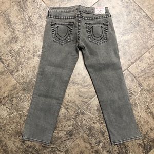 ❌SOLD❌ TRUE RELIGION Black Gray Crop Jeans